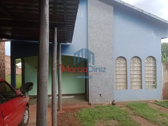 Casa com 1655m² 3 quartos e 2 banheiros, à venda, no bairro Largo Do Rosário em Ituverava