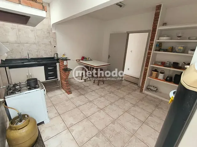 Casa com 250m² 4 quartos e 3 banheiros, à venda, no bairro Jardim América em Campinas