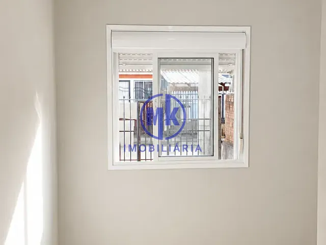 Casa 2 quartos e 1 banheiro, para alugar, no bairro Jardim Betânia em Cachoeirinha