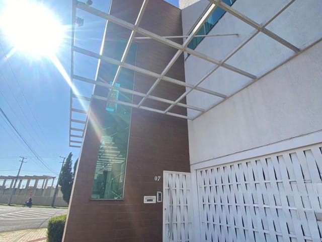 Casa com 100m² 3 quartos e 2 banheiros, para alugar, no bairro Parque Residencial Cambé em Cambé