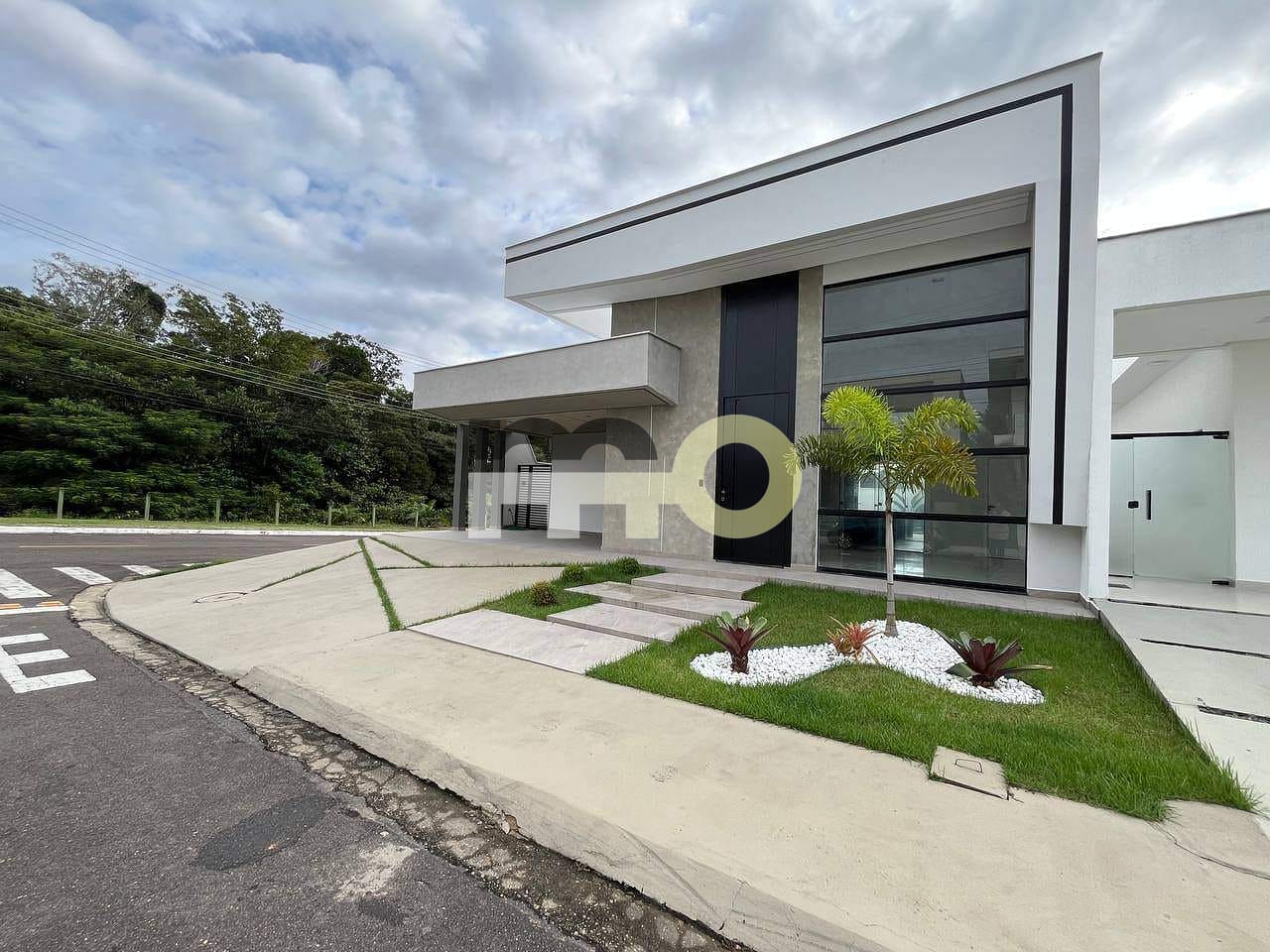 Casa, 3 quartos, 191 m² - Foto 1