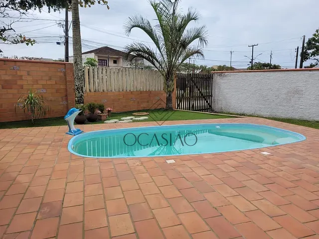 Casa com 288m² 4 quartos e 2 banheiros, à venda, no bairro Shangrila em Pontal do Paraná
