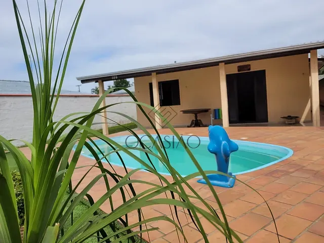 Casa com 288m² 4 quartos e 2 banheiros, à venda, no bairro Shangrila em Pontal do Paraná