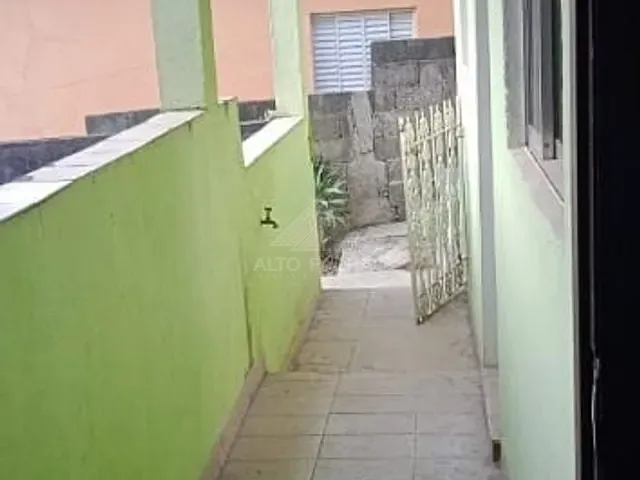 Casa com 298m² 7 quartos e 4 banheiros, à venda, no bairro Jardim São Gabriel em Mauá