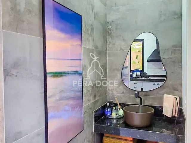Casa 3 quartos e 4 banheiros, à venda ou para alugar, no bairro Estância dos Ipês em Uberaba