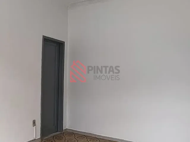 Casa 1 quarto e 1 banheiro, para alugar, no bairro Barreto em Niterói