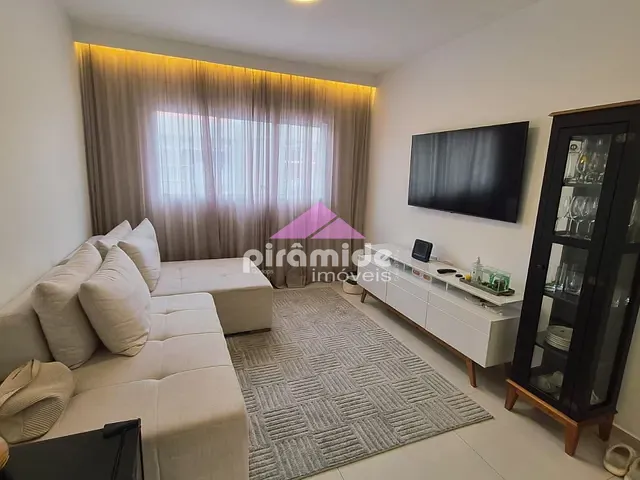 Casa com 250m² 4 quartos e 3 banheiros, à venda, no bairro Jardim das Indústrias em São José dos Campos