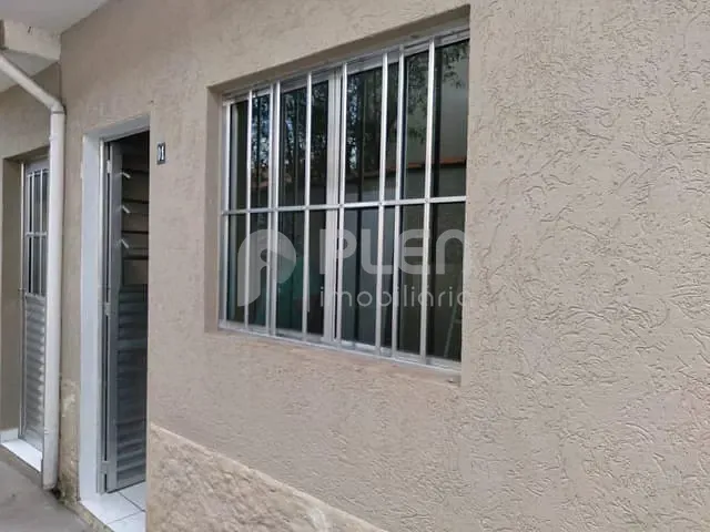 Casa com 400m² 8 quartos e 8 banheiros, à venda, no bairro Parque Peruche em São Paulo