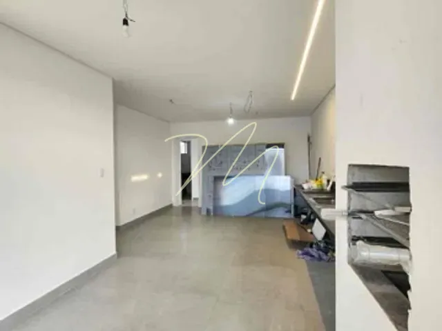 Casa 3 quartos e 1 banheiro, à venda, no bairro Nossa Senhora da Vitória em Ilhéus