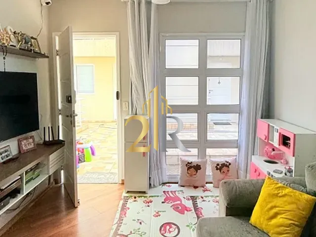 Casa 3 quartos e 3 banheiros, à venda, no bairro Vila Campo Grande em São Paulo