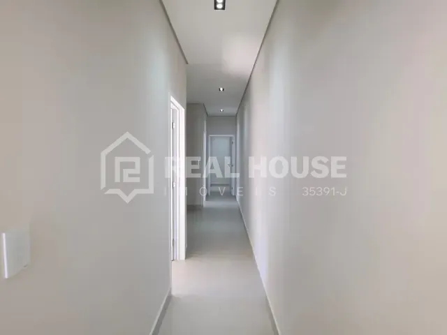 Casa 3 quartos e 4 banheiros, à venda, no bairro Jardim Residencial Helena Maria em Sorocaba