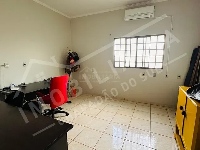 Casa 3 quartos e 1 banheiro, à venda, no bairro ESPATODIA em Chapadão do Sul