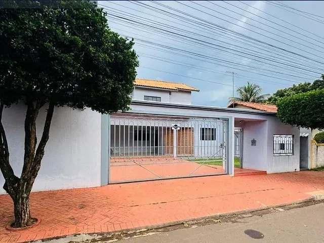 Casa 3 quartos e 1 banheiro, à venda, no bairro ESPATODIA em Chapadão do Sul