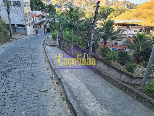 Casa com 721m² 1 quarto e 1 banheiro, à venda, no bairro Santo Antônio em Barra do Piraí