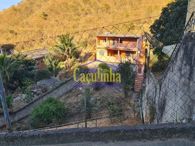Casa com 721m² 1 quarto e 1 banheiro, à venda, no bairro Santo Antônio em Barra do Piraí