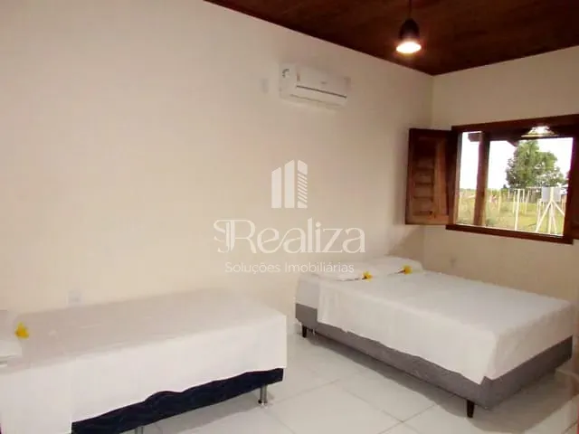 Casa com 400m² 2 quartos e 1 banheiro, à venda, no bairro Taipu de Fpra em Maraú