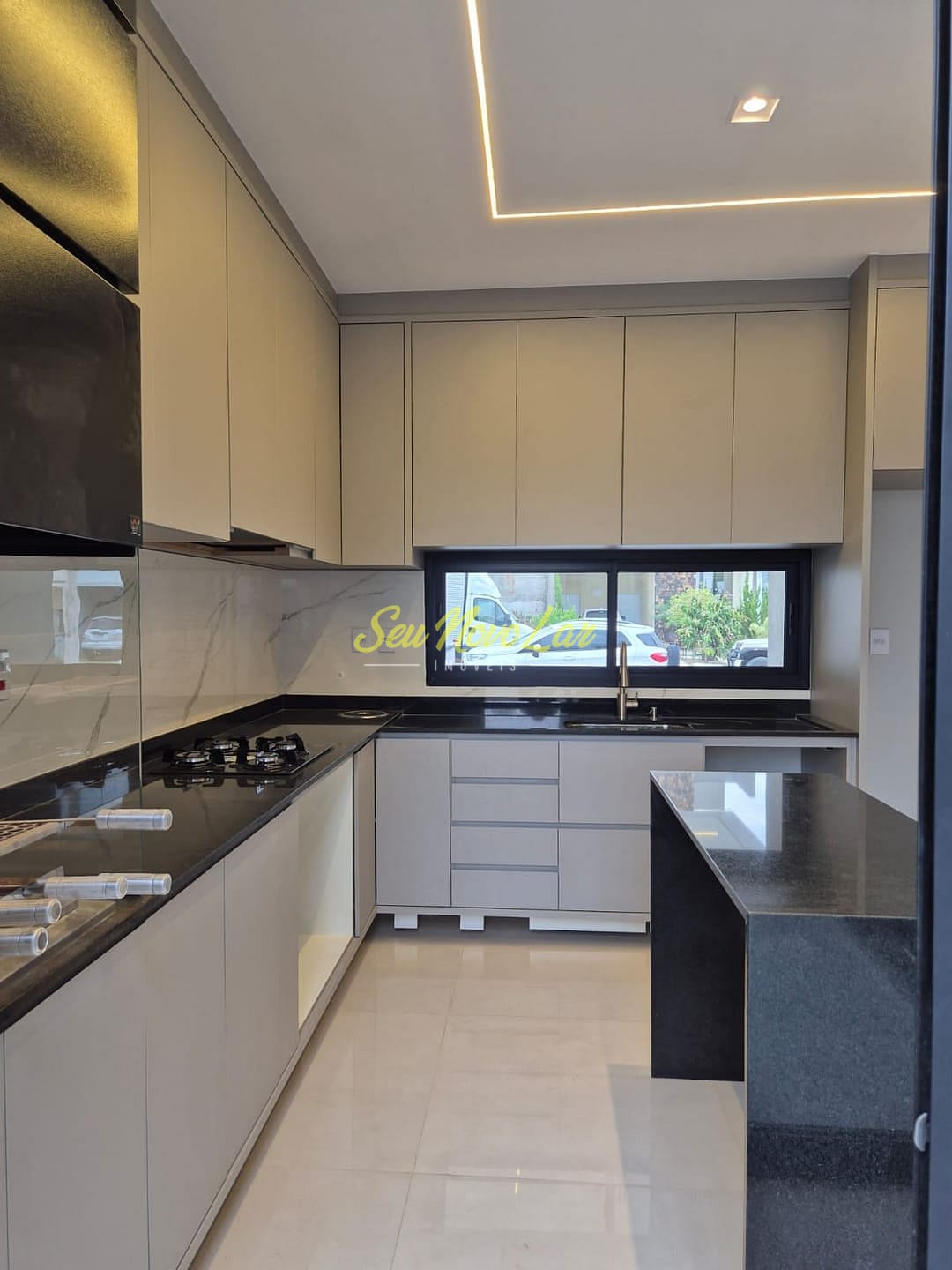 Casa, 3 quartos, 197 m² - Foto 2