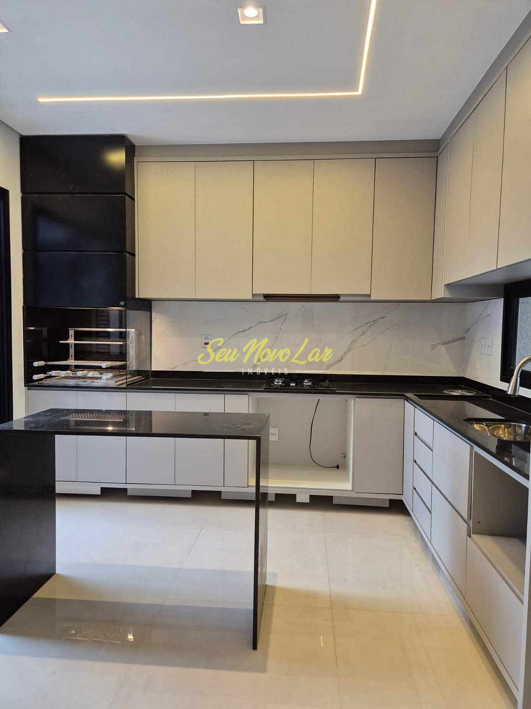 Casa, 3 quartos, 197 m² - Foto 3