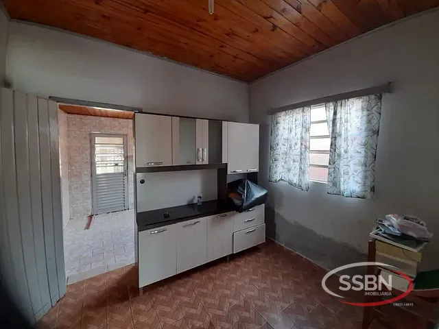 Casa com 280m² 2 quartos e 1 banheiro, à venda, no bairro Vila Azenha em Nova Odessa