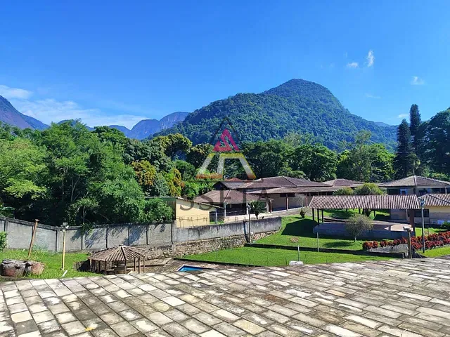 Casa com 6580m² 17 quartos e 32 banheiros, à venda, no bairro Limoeiro em Guapimirim