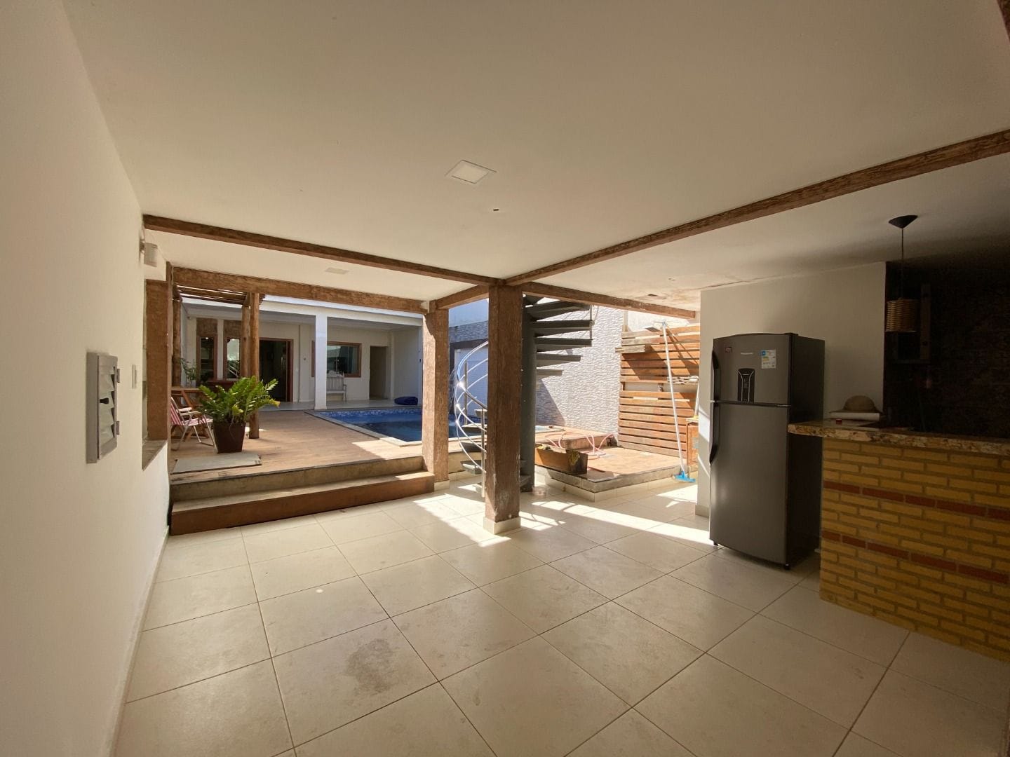 Casa à venda com 5 quartos, 250m² - Foto 30