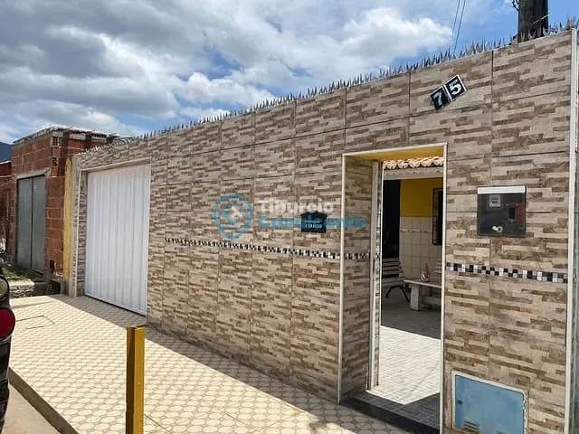 Casa 2 quartos e 2 banheiros, à venda, no bairro Lameirão em Maranguape