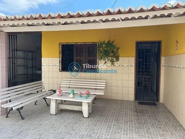 Casa 2 quartos e 2 banheiros, à venda, no bairro Lameirão em Maranguape