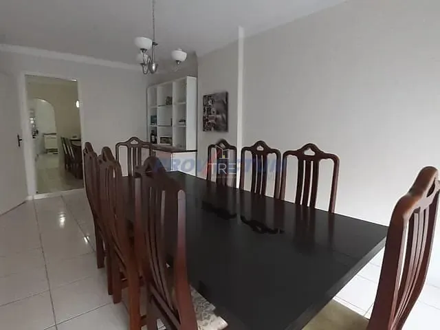 Casa com 600m² 5 quartos e 2 banheiros, à venda, no bairro Jardim do Lago em Campinas