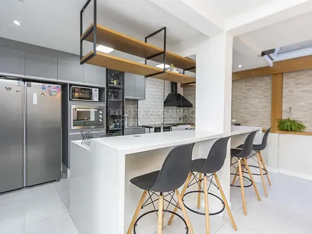 Casa com 140m² 3 quartos e 3 banheiros, à venda, no bairro Bairro Alto em Curitiba