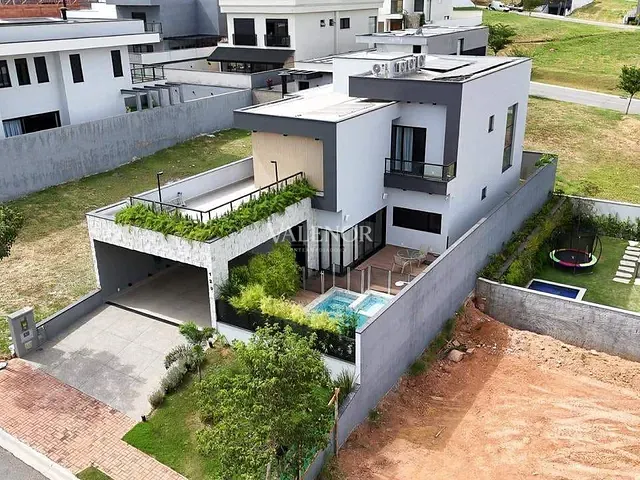 Casa com 360m² 4 quartos e 4 banheiros, à venda, no bairro Loteamento Brisas do Lago em Jundiaí
