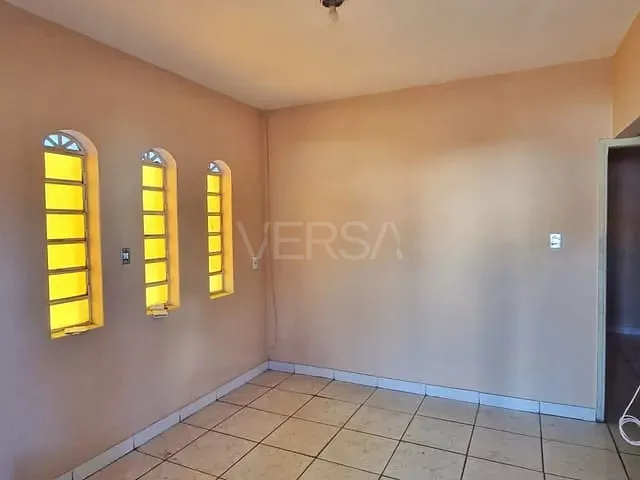 Casa com 92m² 2 quartos e 2 banheiros, à venda, no bairro Vila Operária em Rio Claro