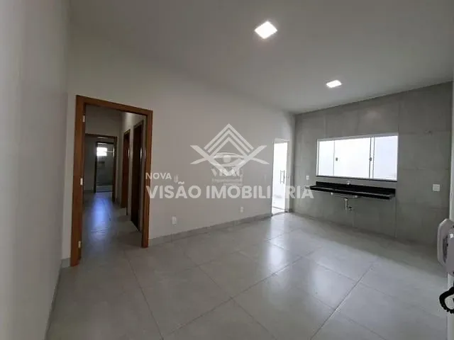 Casa com 300m² 4 quartos e 1 banheiro, à venda, no bairro Jardim Imperial em Sinop