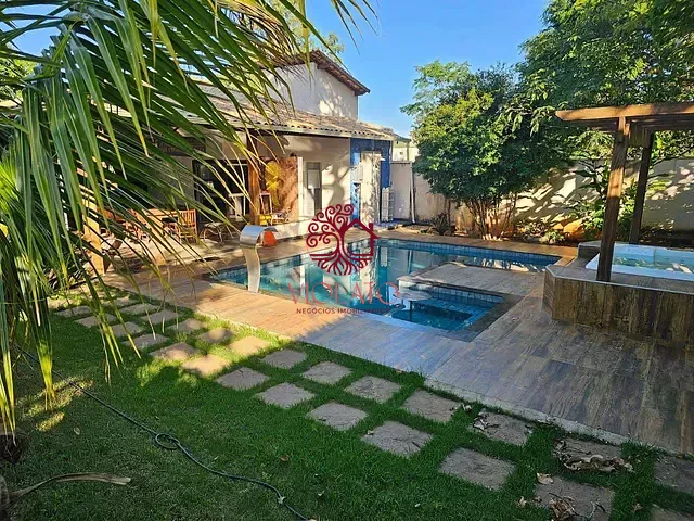 Casa com 1000m² 5 quartos e 5 banheiros, para alugar, no bairro Jardim do Campinho em Lagoa Santa