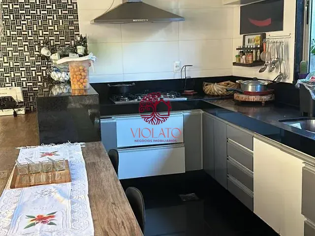 Casa com 1000m² 5 quartos e 5 banheiros, para alugar, no bairro Jardim do Campinho em Lagoa Santa