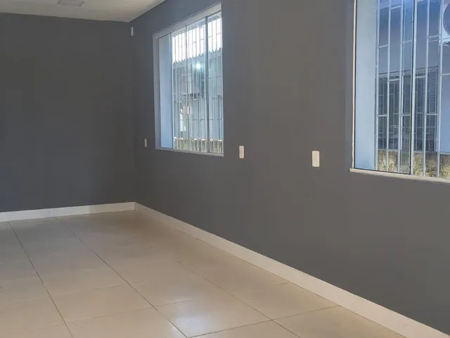 Casa para alugar, no bairro Balneário em Florianópolis