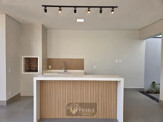 Casa 3 quartos e 4 banheiros, à venda, no bairro Parque Residencial Nova Holanda em Holambra