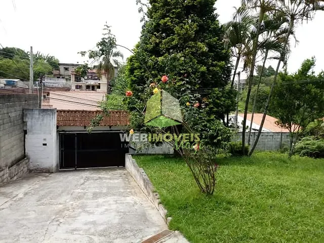 Casa com 1000m² 3 quartos e 3 banheiros, à venda, no bairro Mogi Moderno em Mogi Das Cruzes