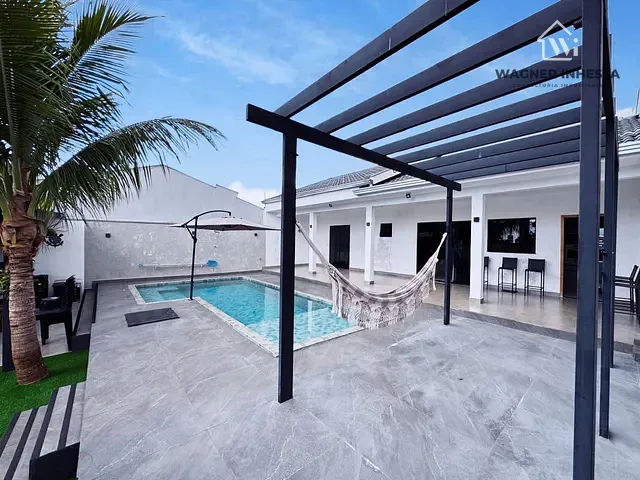 Casa com 300m² 2 quartos e 2 banheiros, à venda, no bairro Loteamento Sumaré em Maringá