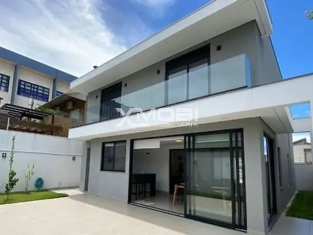 Casa com 300m² 3 quartos e 5 banheiros, à venda, no bairro Engordadouro em Jundiaí