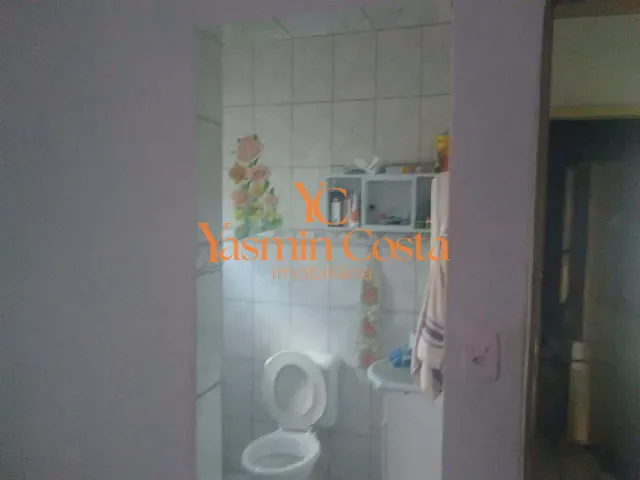 Casa 2 quartos e 3 banheiros, à venda, no bairro Collen em Cambuí