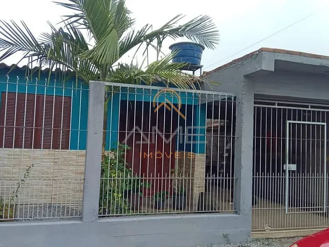 Casa com 135m² 2 quartos e 1 banheiro, à venda, no bairro Tres Vendas em Pelotas
