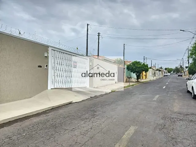 Casa com 250m² 3 quartos e 2 banheiros, à venda, no bairro POMPÉIA 1 em Jacarezinho