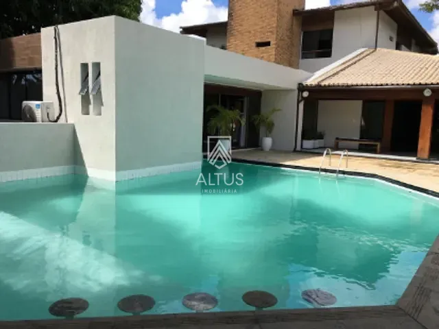 Casa 5 quartos e 5 banheiros, à venda, no bairro Lauro de Freitas em Lauro de Freitas