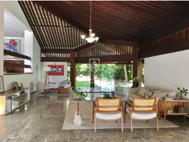Casa 5 quartos e 5 banheiros, à venda, no bairro Lauro de Freitas em Lauro de Freitas