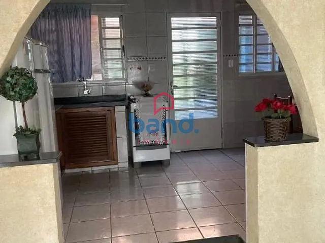 Casa com 105m² 3 quartos e 2 banheiros, à venda, no bairro Centro em Porto Feliz