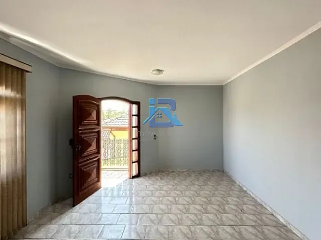 Casa com 487m² 3 quartos e 2 banheiros, à venda, no bairro Nova Itatiba em Itatiba