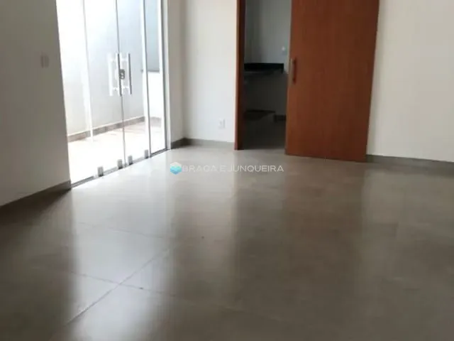 Casa com 220m² 3 quartos e 2 banheiros, à venda, no bairro Jardim das Palmeiras em Bady Bassitt