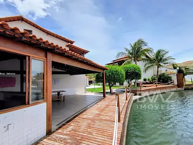 Casa com 97m² 2 quartos e 3 banheiros, à venda, no bairro Ogiva em Cabo Frio