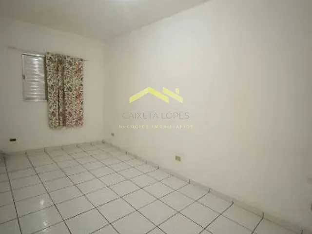 Casa 1 quarto e 1 banheiro, para alugar, no bairro Vila Alto de Santo André em Santo André
