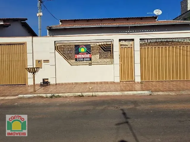 Casa com 375m² 3 quartos e 4 banheiros, à venda, no bairro Parque das Nações em Anápolis